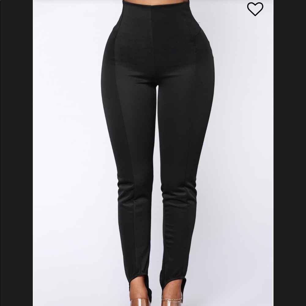 New with Tags cute black pants